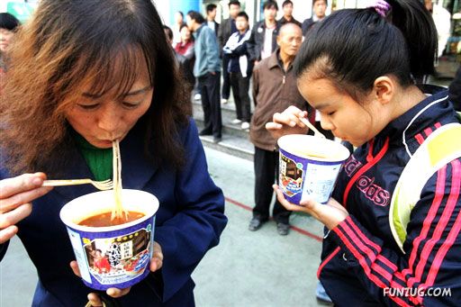 World's Longest Noodles Made in China