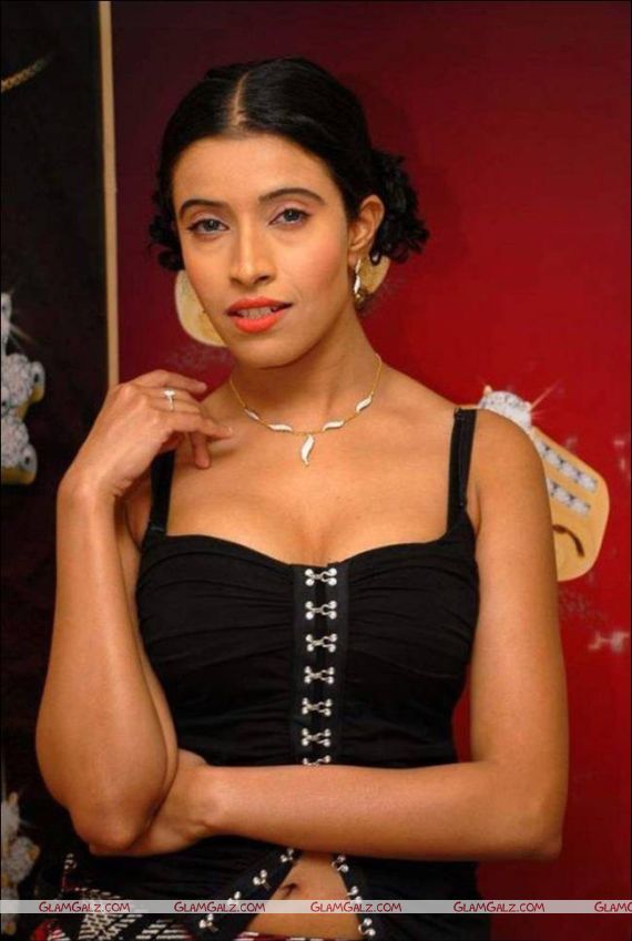 Maushmi Udeshi for Ciemme Jewels