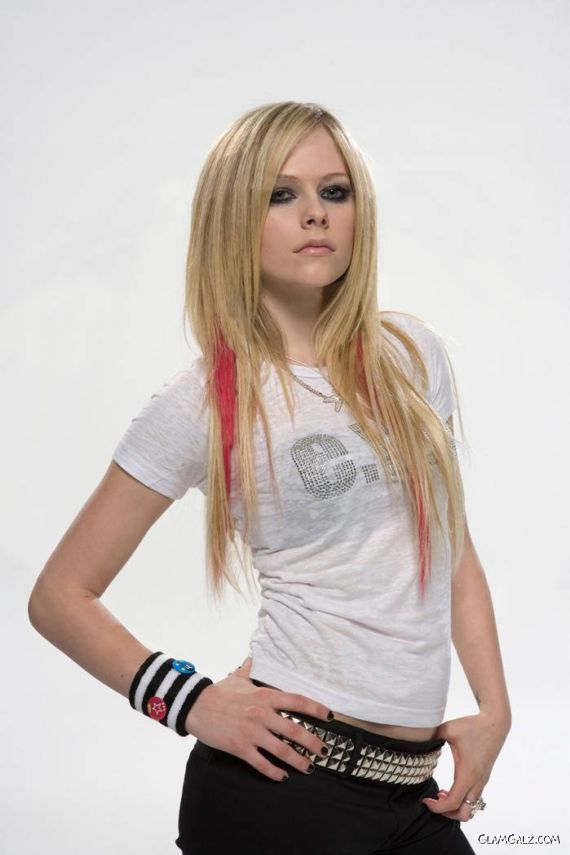 Avril Lavigne Q Magazine Photoshoot