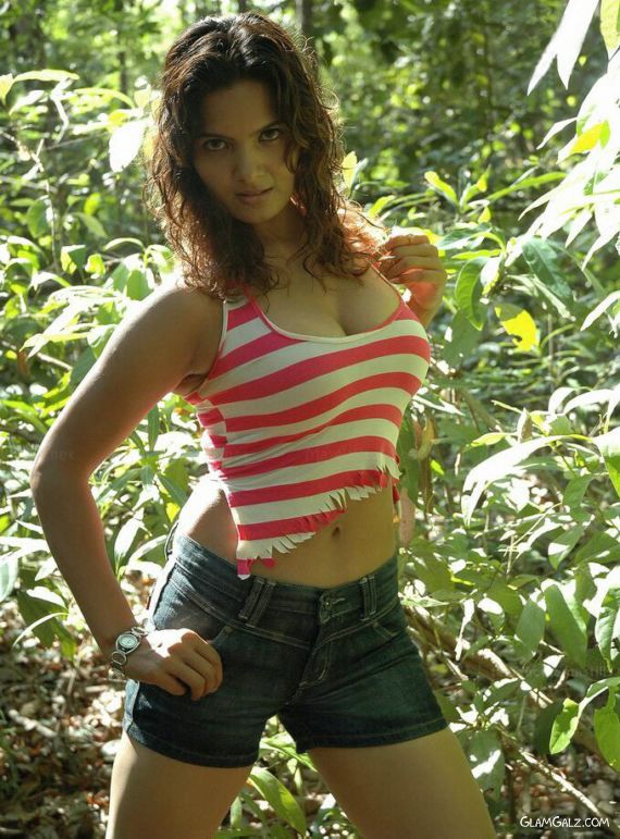 Saila Katri Forest Photoshoot